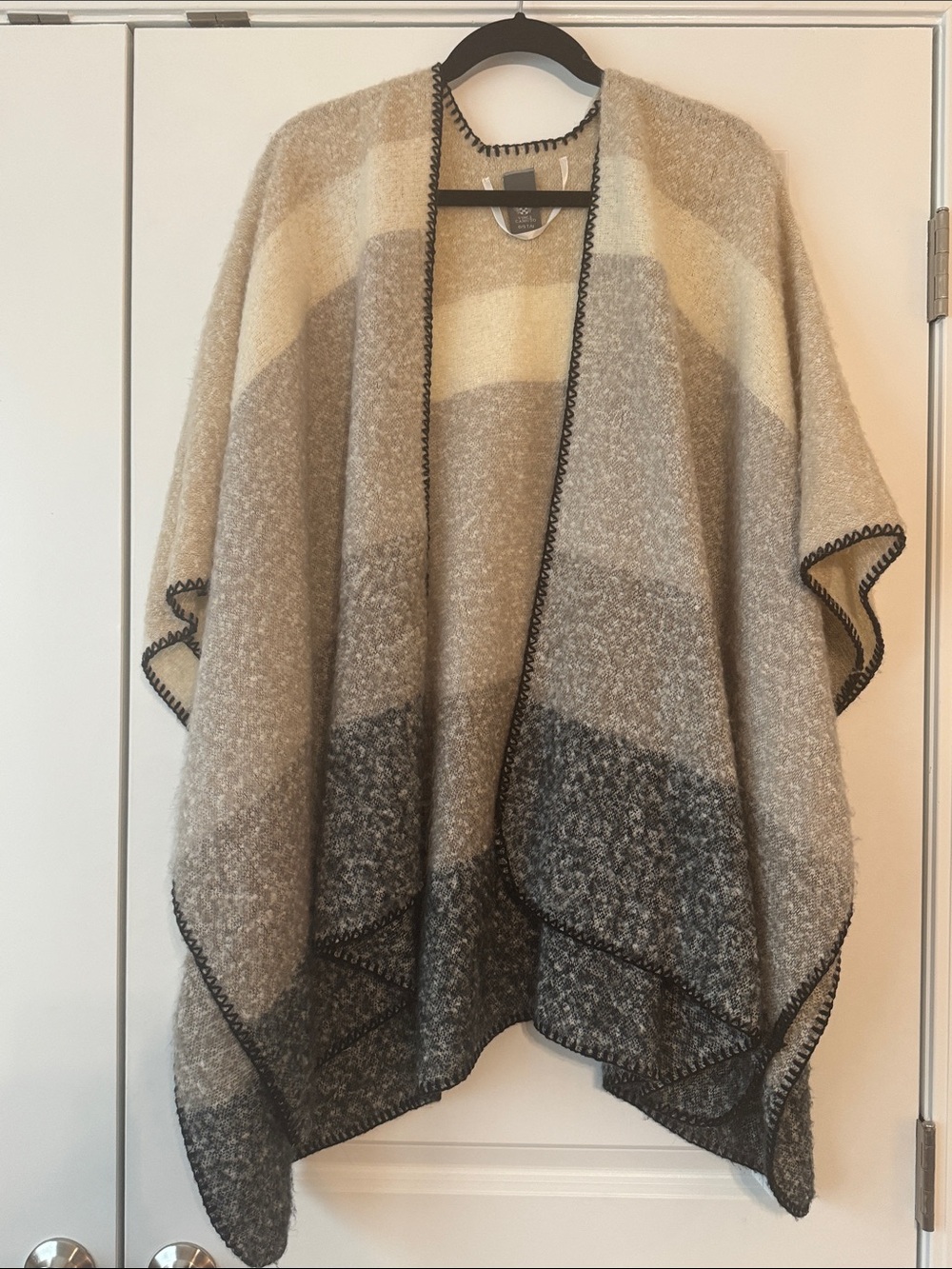 Vince Camuto Neutral Striped Knit Poncho in Cream, Beige & Gray